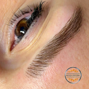 Maquillage permanent sourcils poil à poil